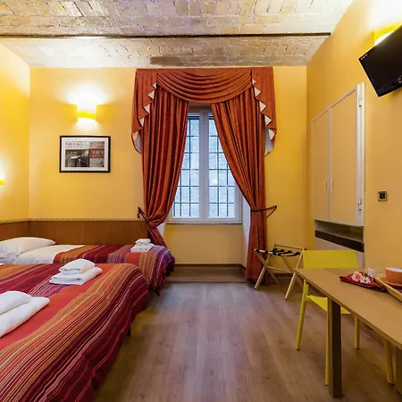 Casa de hóspedes Domus Avi - 4*