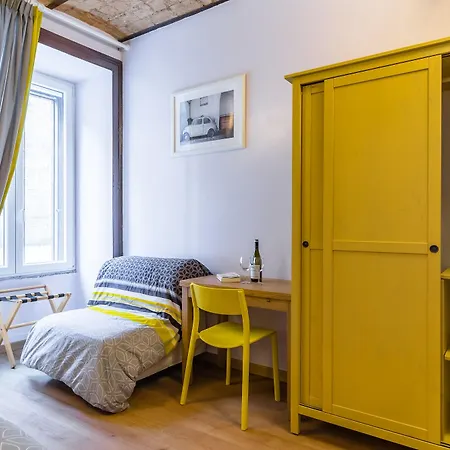 Guest house Domus Avi - 4*