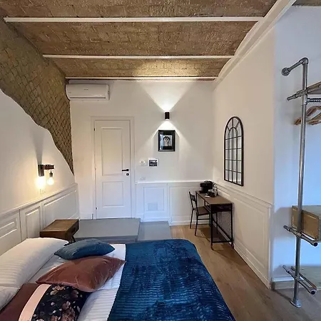 Domus Avi - Casa de hóspedes 4*