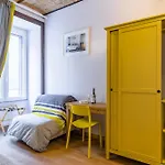 Pensión Domus Avi - 4*