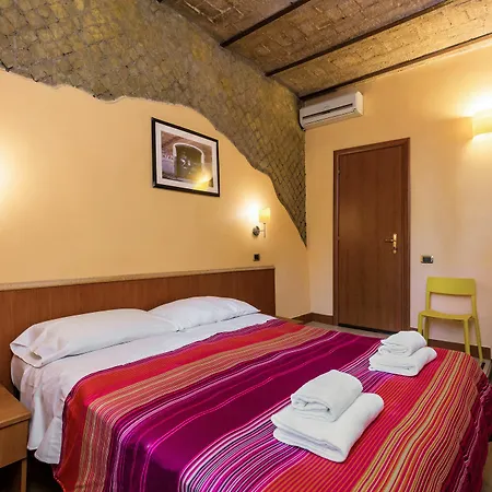 Πανσιόν Domus Avi - 4*